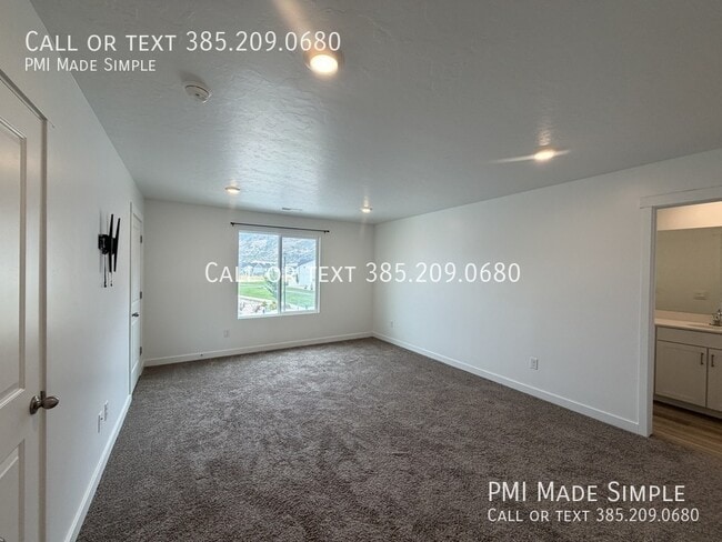 Building Photo - 1356 S Windy Rdg Dr