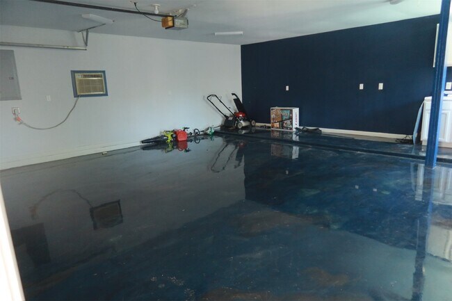 Building Photo - 12211 Summerland Ridge Ln