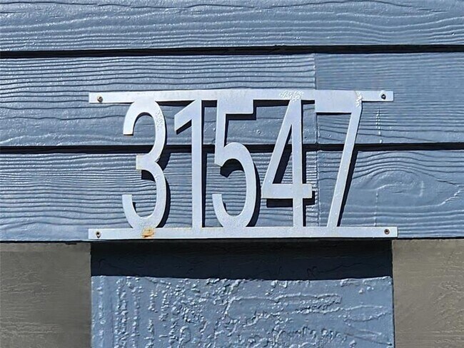 Building Photo - 31547 Ave D