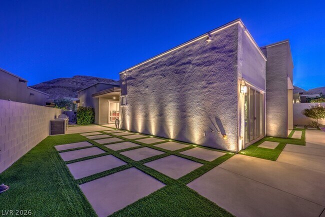 Building Photo - 10494 Calico Terrace Ave