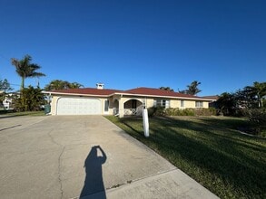Building Photo - Family Home on Isles of Capri-Pet Friendly...