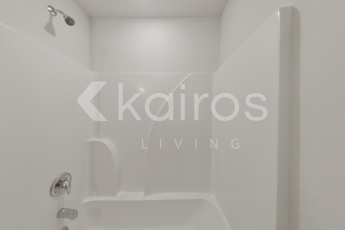 Building Photo - 4671 Malay Cir