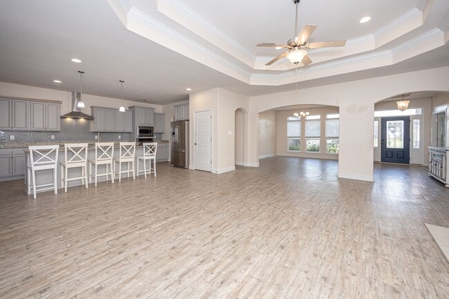 Building Photo - 1013 Silverbell Cv