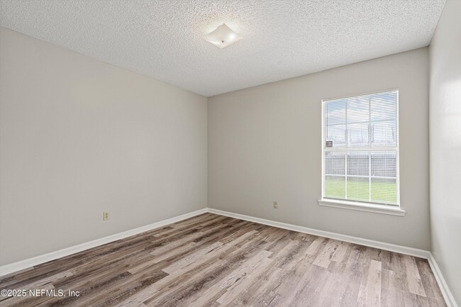 Building Photo - 4053 Savannah Glen Blvd