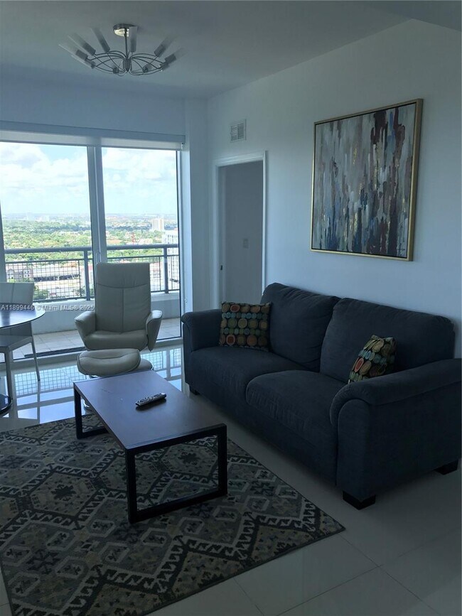 Building Photo - 60 SW 13th St