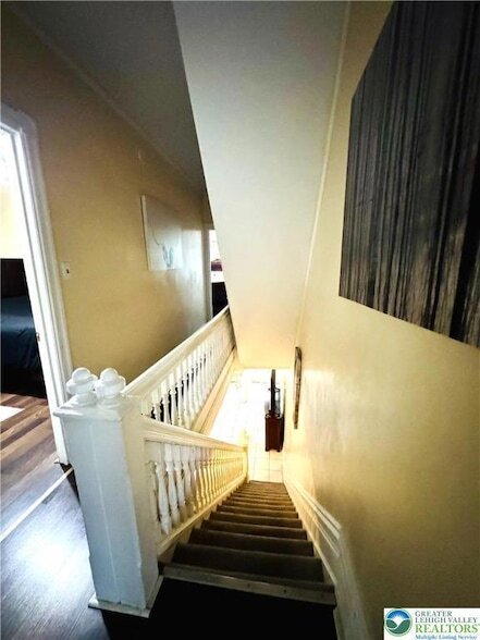 Building Photo - 1523 W Chew St