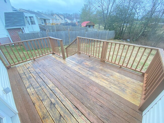 Building Photo - FOR LEASE - SINGLE FAMILY HOME IN LEBANON TN!