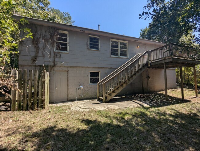 Building Photo - 2803 Marco Dr NW
