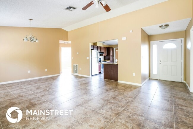 Building Photo - 9637 Langan St