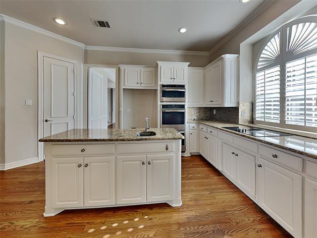 Building Photo - 1417 Tree Farm Dr