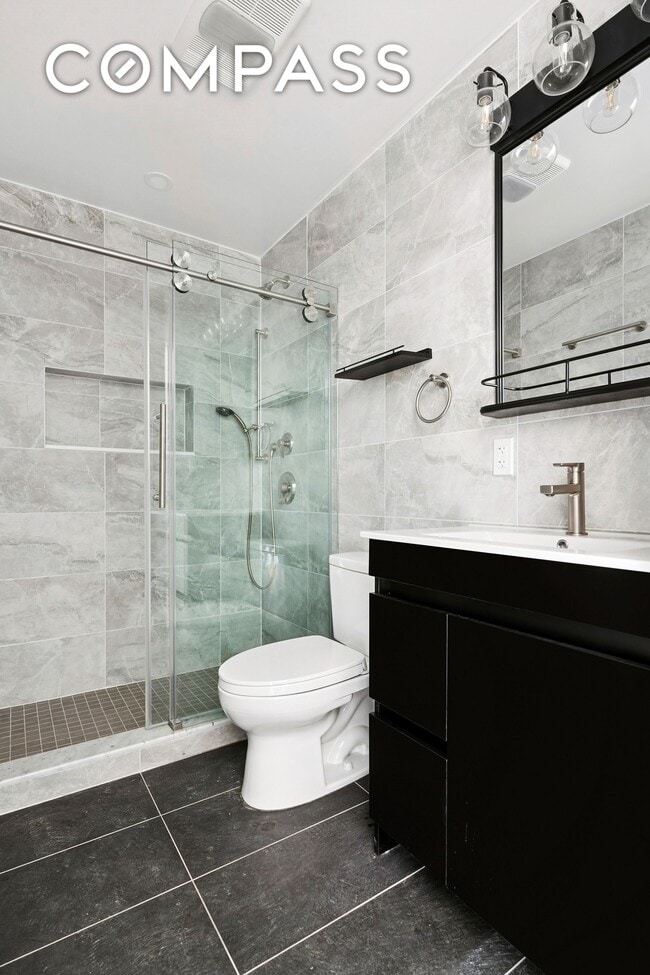 Building Photo - 176 12th St