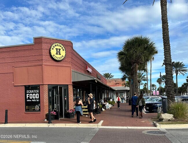 Building Photo - 2009 Seminole Rd