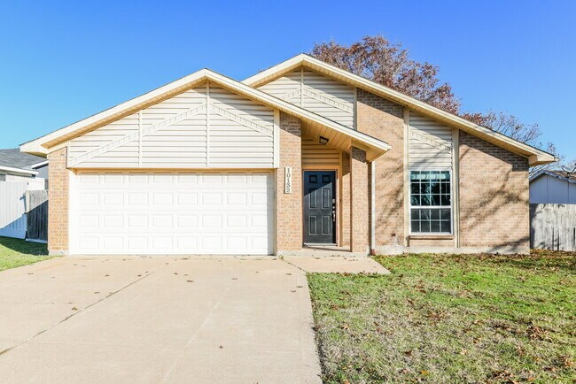 Building Photo - 10132 Buffalo Grove Rd
