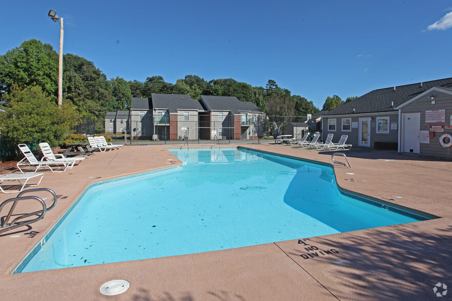 Pool Area - Summit Eastchester