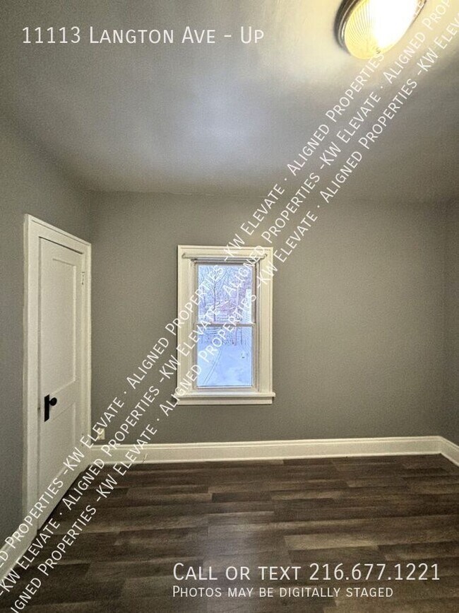 Building Photo - 11113 Langton Ave