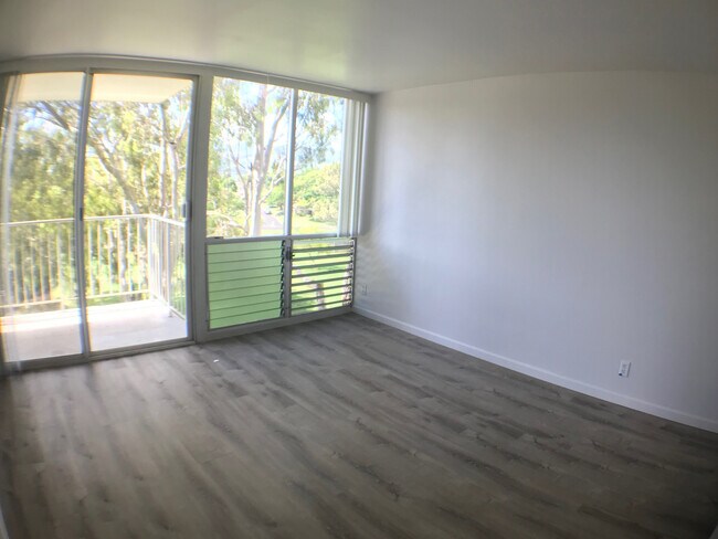 Building Photo - 259NEW