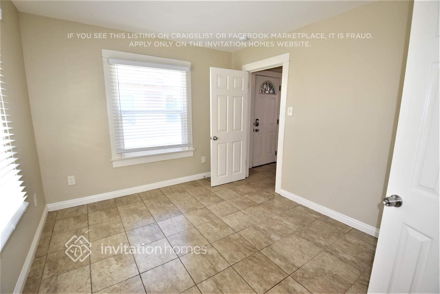 Building Photo - 152 E 70th St