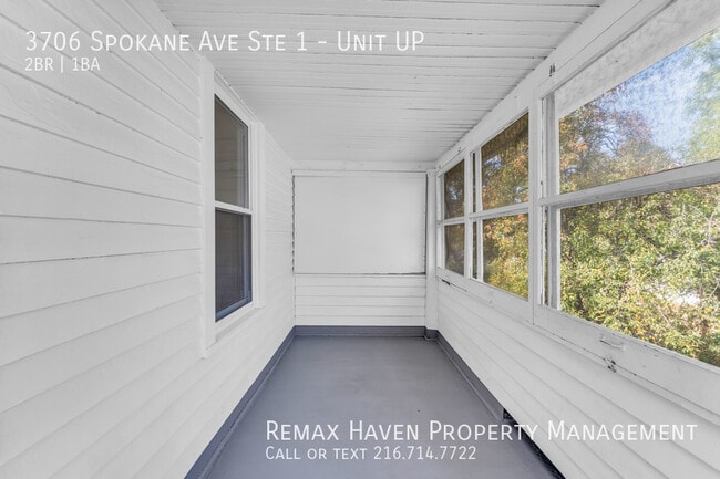 Building Photo - 3706 Spokane Ave Up  - Spacious 2 bed 1 ba...