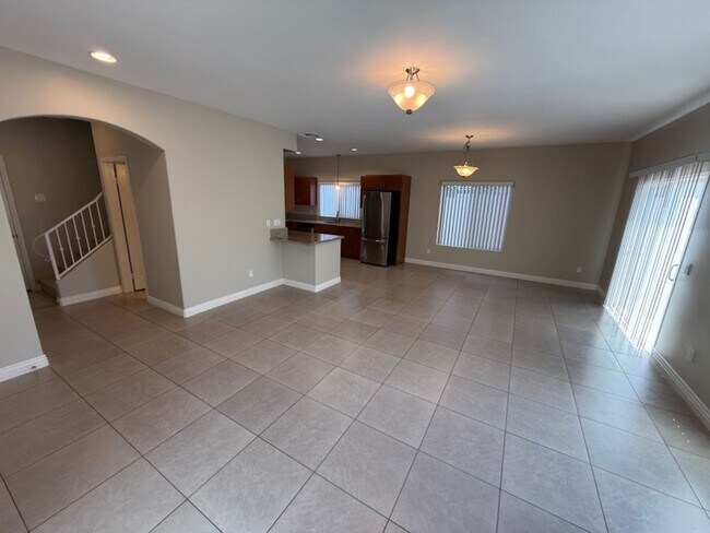 Building Photo - 3BR / 2.5BATH Imperial Beach Home | Private Yard & Attached 2-Car Garage