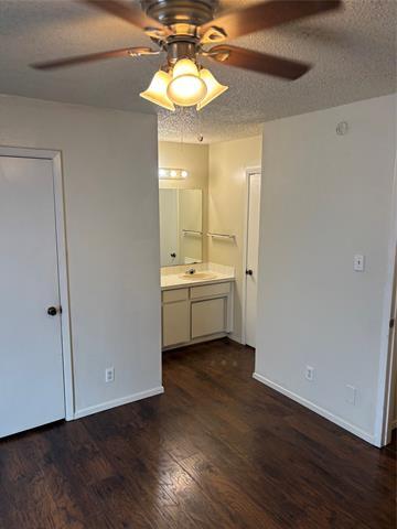 Building Photo - 3205 Las Vegas Trail