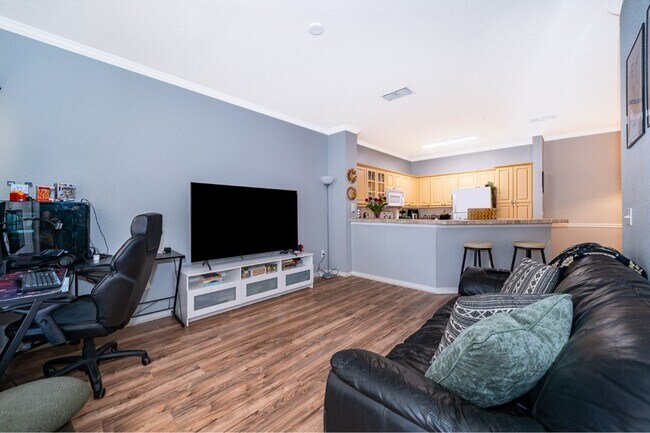 Building Photo - 8112 Claire Ann Dr