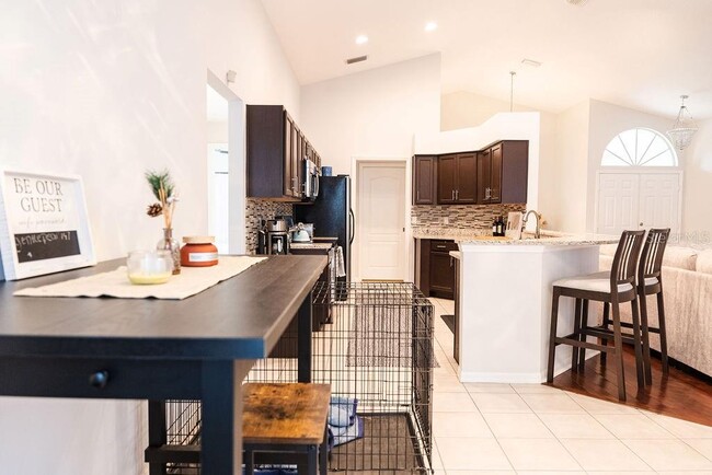 Building Photo - 1282 Paradise Lake Dr