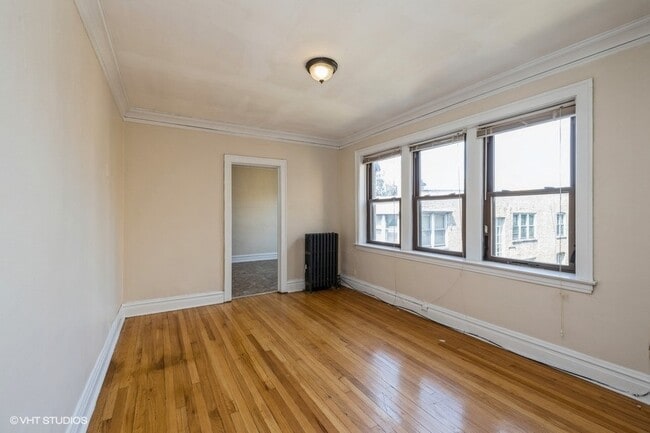 Building Photo - 1336 S Austin Blvd