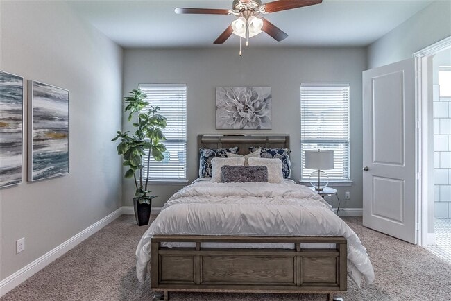 Building Photo - Location!! 2018 house, refrigerator provided! Dont miss this sweet home!