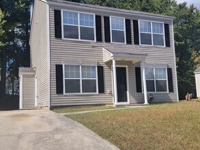 Building Photo - Quiet Comfort - Modern Home - HAFC Voucher...