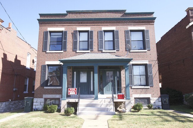 Building Photo - 1110 Tamm Ave