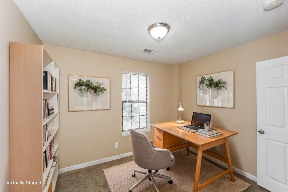 Building Photo - 8194 Canyon Forge Dr