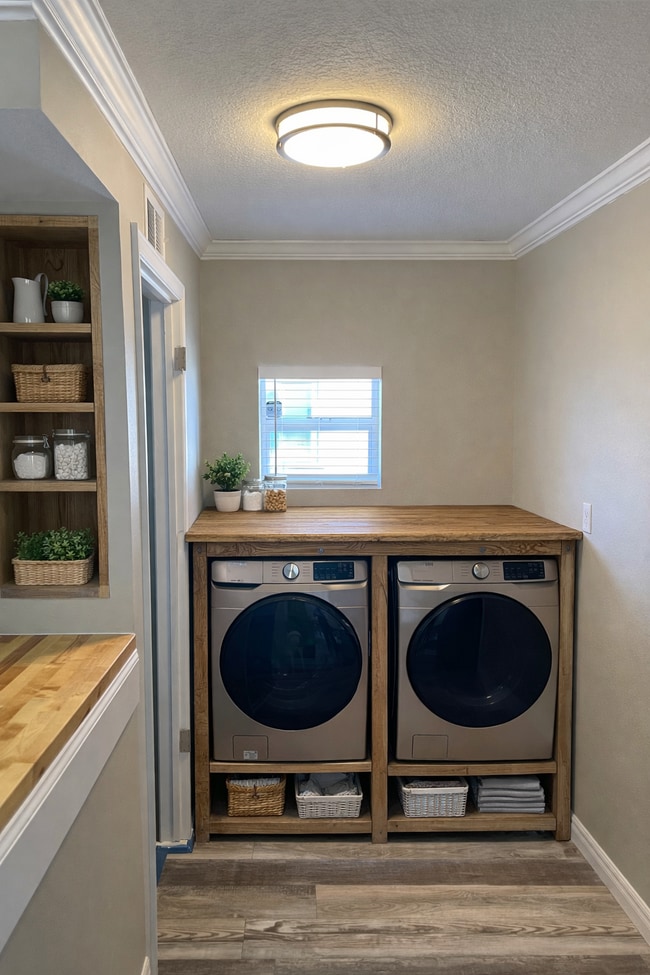 Building Photo - 8504 43rd Ave Dr W