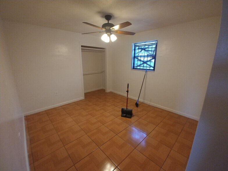 Building Photo - 2511 NW 175th Ter