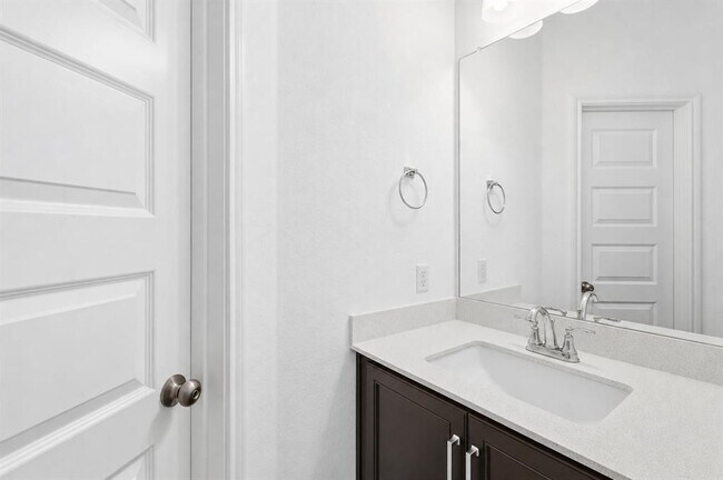 Building Photo - 7220 Poulain Dr