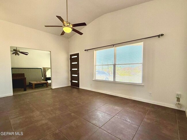 Building Photo - 1217 Iguana Pl