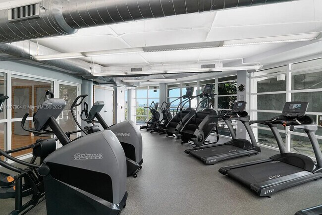 Building Photo - 244 Biscayne Blvd
