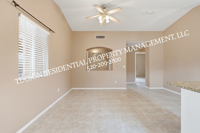 Building Photo - 8802 S Desert Valley Way