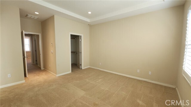 Building Photo - 32 Loquat