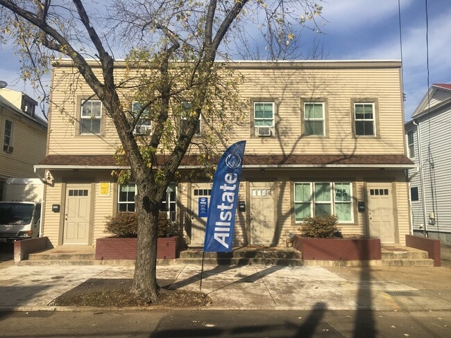 Building Photo - 3310 Perry St