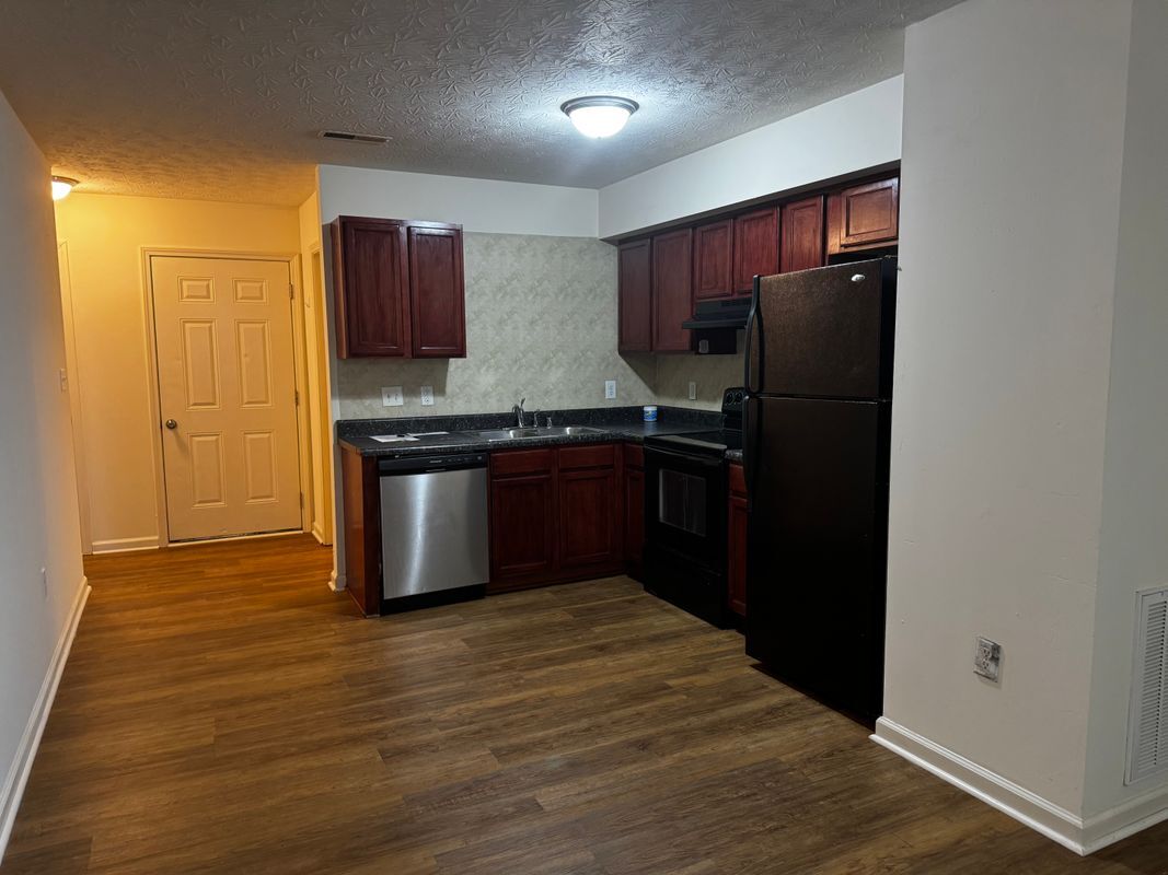 Building Photo - 115 Corvette View Ct