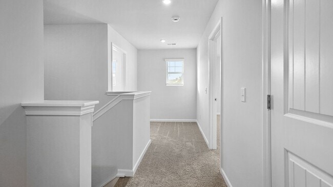 Building Photo - 130 Millbrook Dr