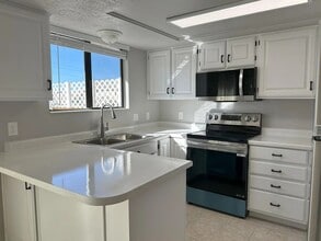 Building Photo - Single-Level 3 Bedroom Townhome in St. George