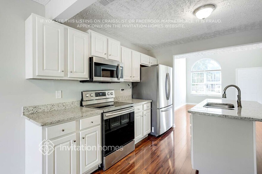 Building Photo - 5038 Nina Marie Ave