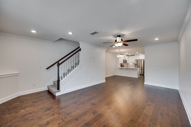 Building Photo - 1135 Lilly Valley Way