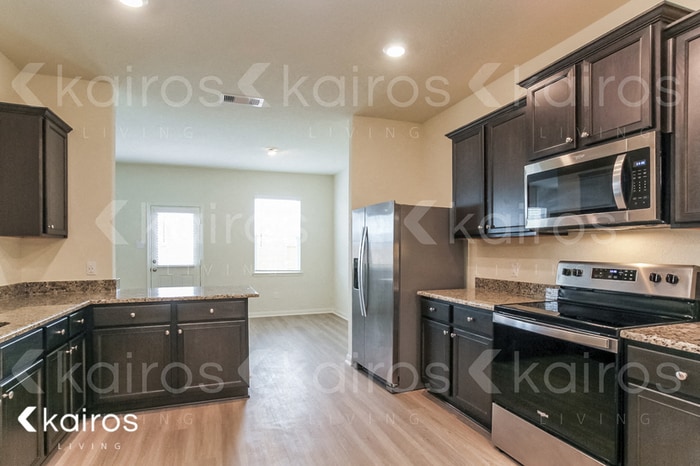 Building Photo - 8411 Hannah Rd