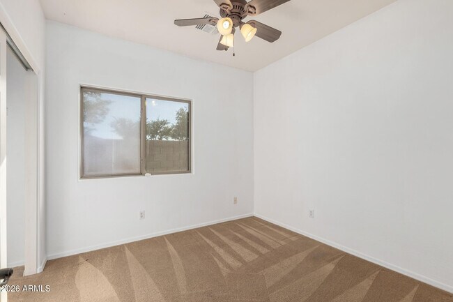 Building Photo - 7402 N 88th Ln