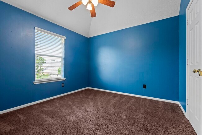 Building Photo - 8206 Point Pendleton Dr