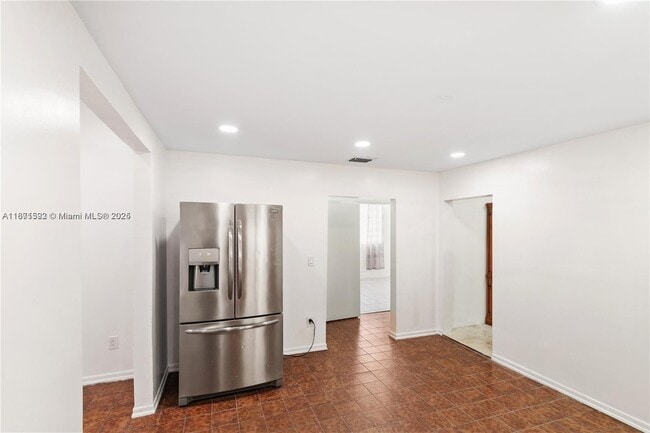 Building Photo - 2262 NW 5th St