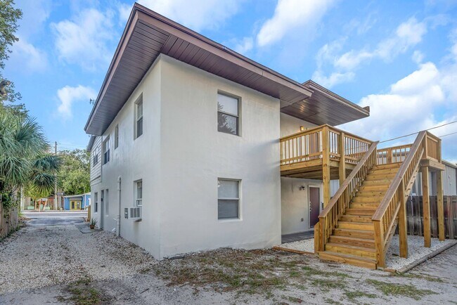 Building Photo - 416 Skinner Blvd