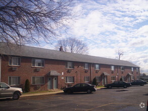 Building Photo - Regency Terrace